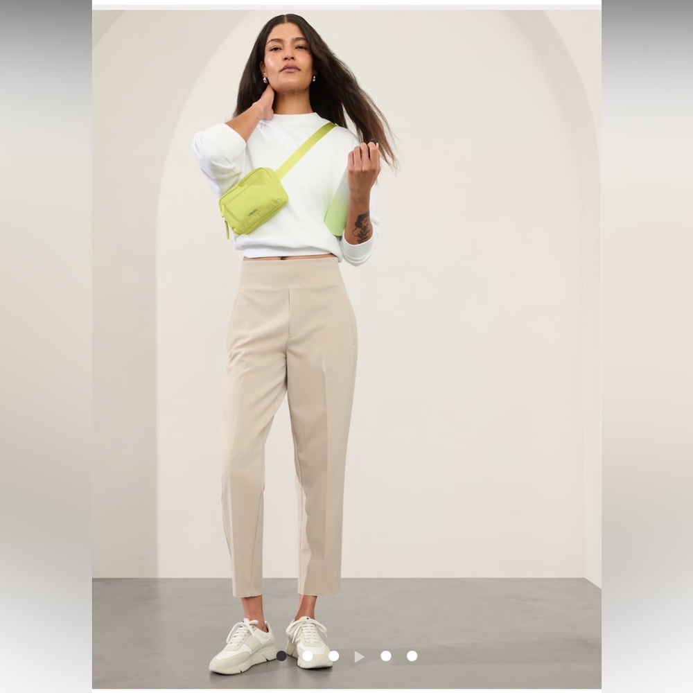 Athleta Beige Ankle Pants